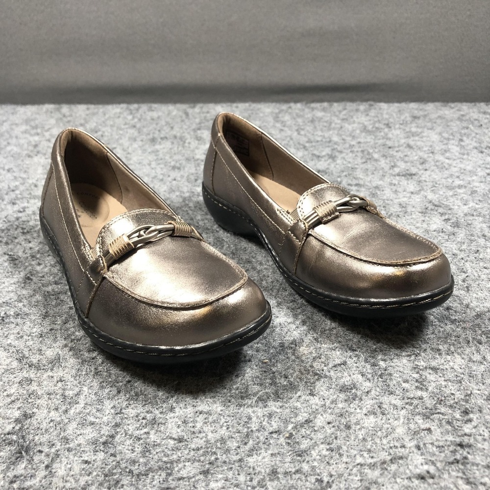 Clarks Collection Shoes Womens Size 7 Gold Leather Slip On Loafers Comfort Flats